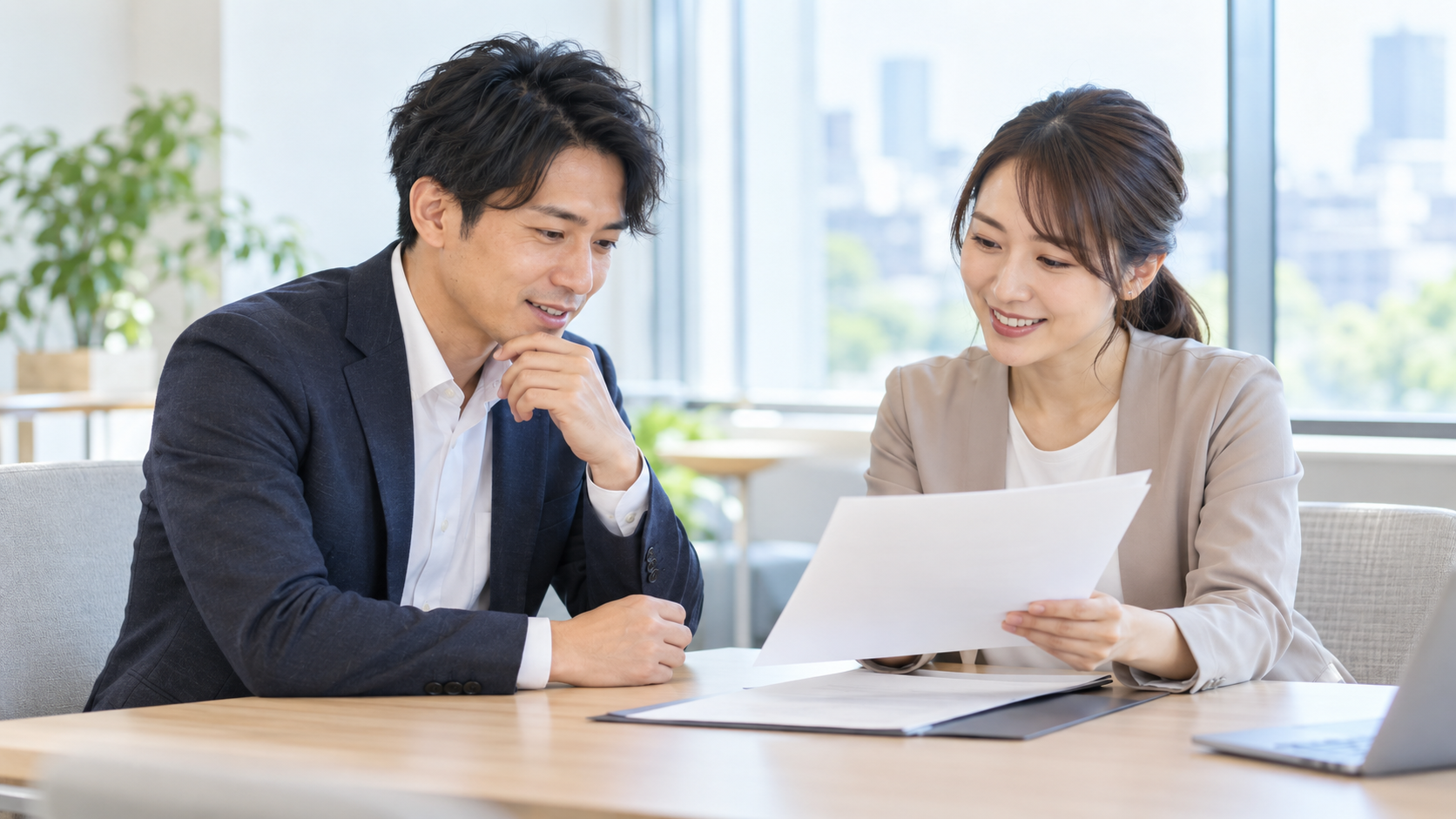 元宅配ドライバーが転職相談の面談を受けている様子